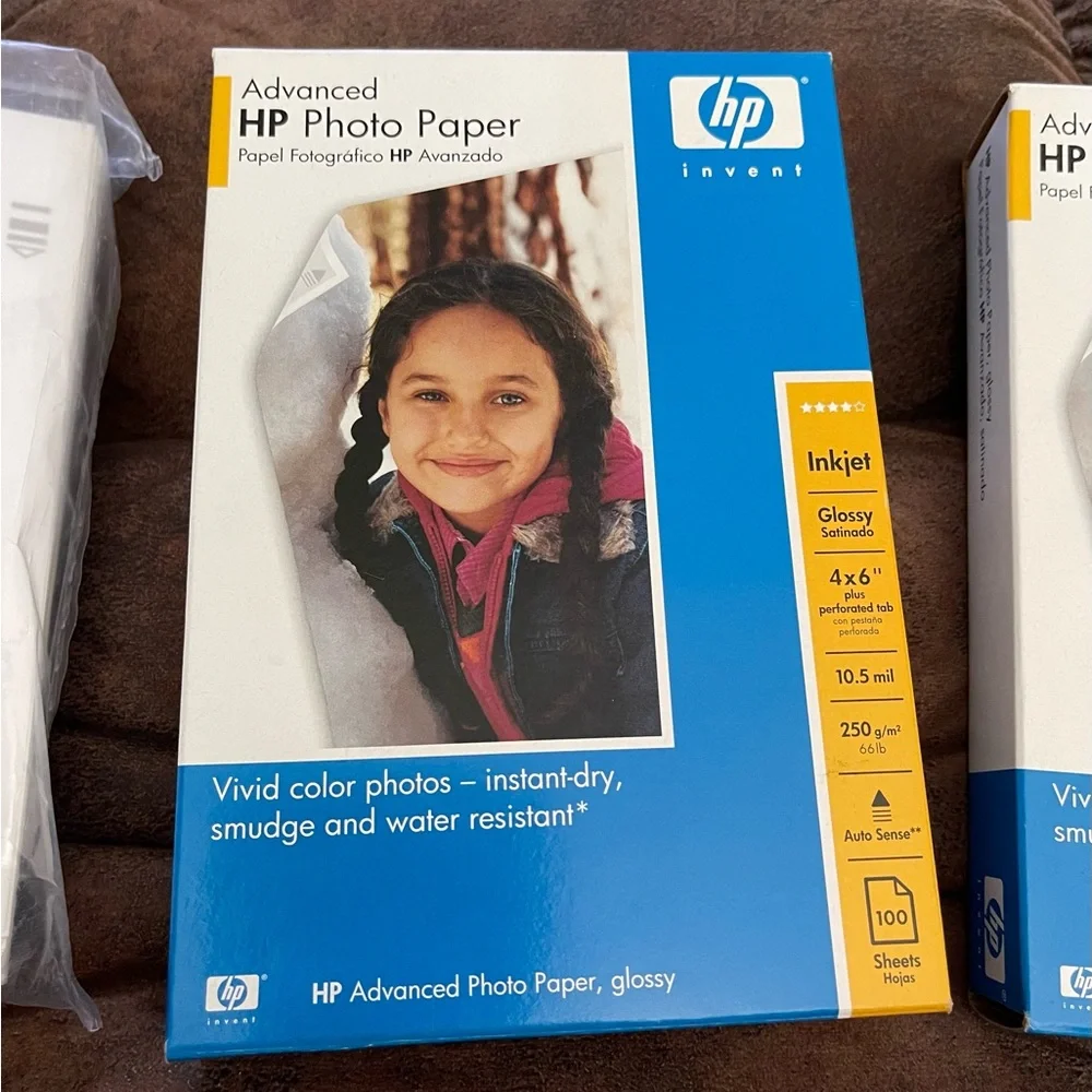 HP Advanced Photo Paper Glossy - Blue and White